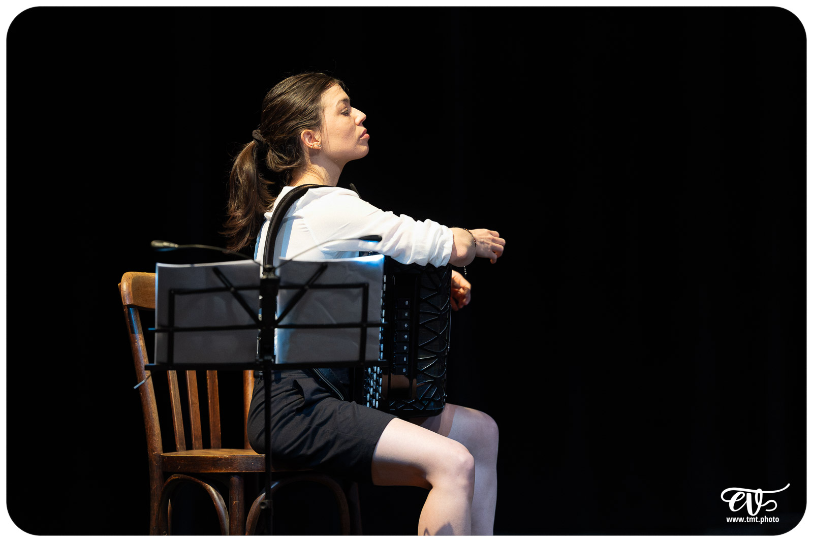 JE DANSE AVEC MILLIAT (KAREN CHATAIGNER)